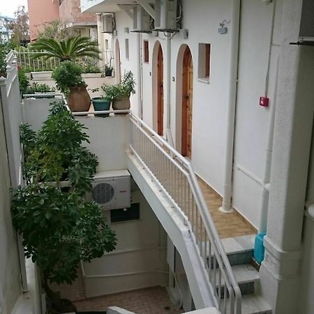 Lovely Holidays Hotel Херсониссос Экстерьер фото