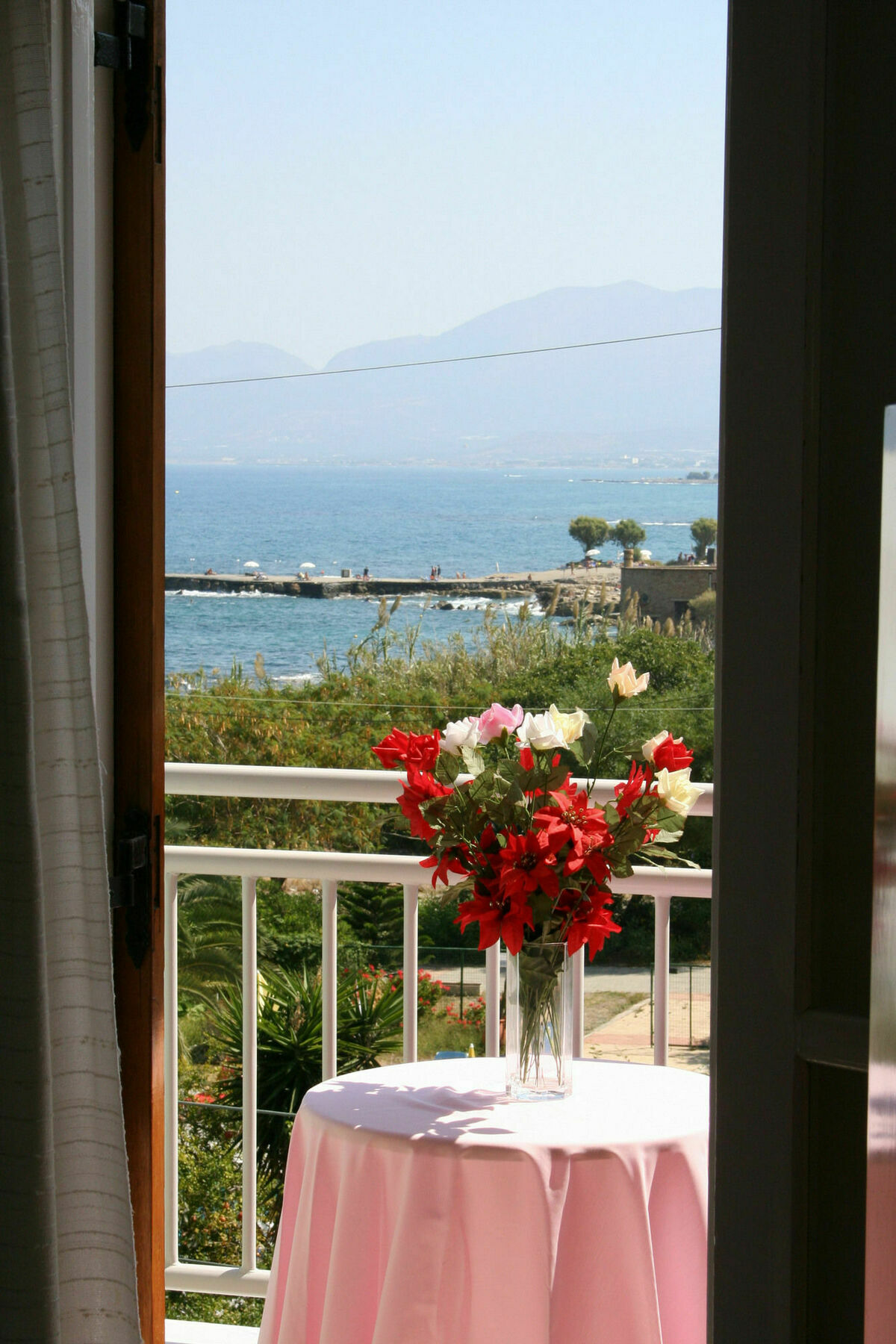 Lovely Holidays Hotel Херсониссос Экстерьер фото