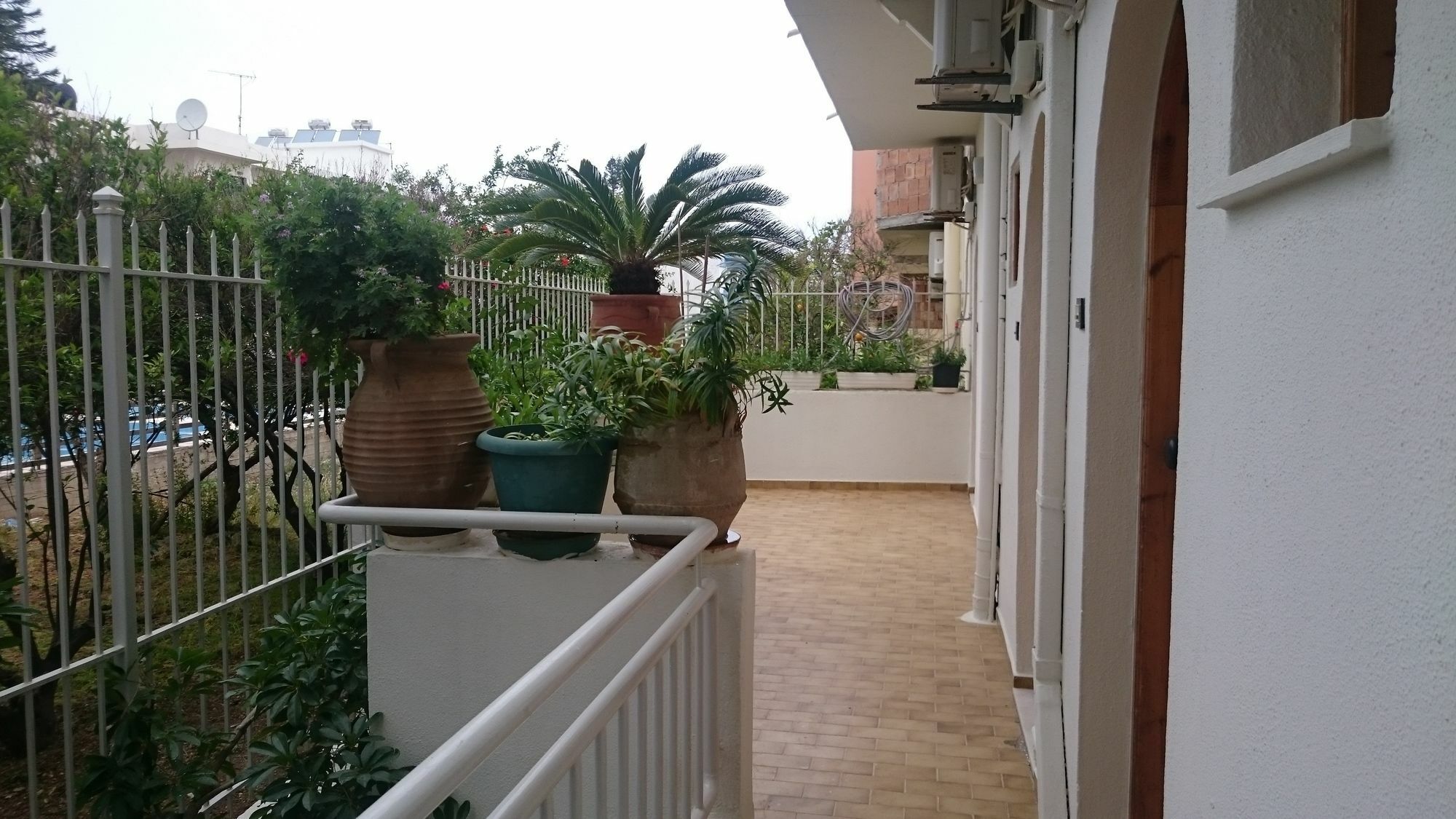 Lovely Holidays Hotel Херсониссос Экстерьер фото