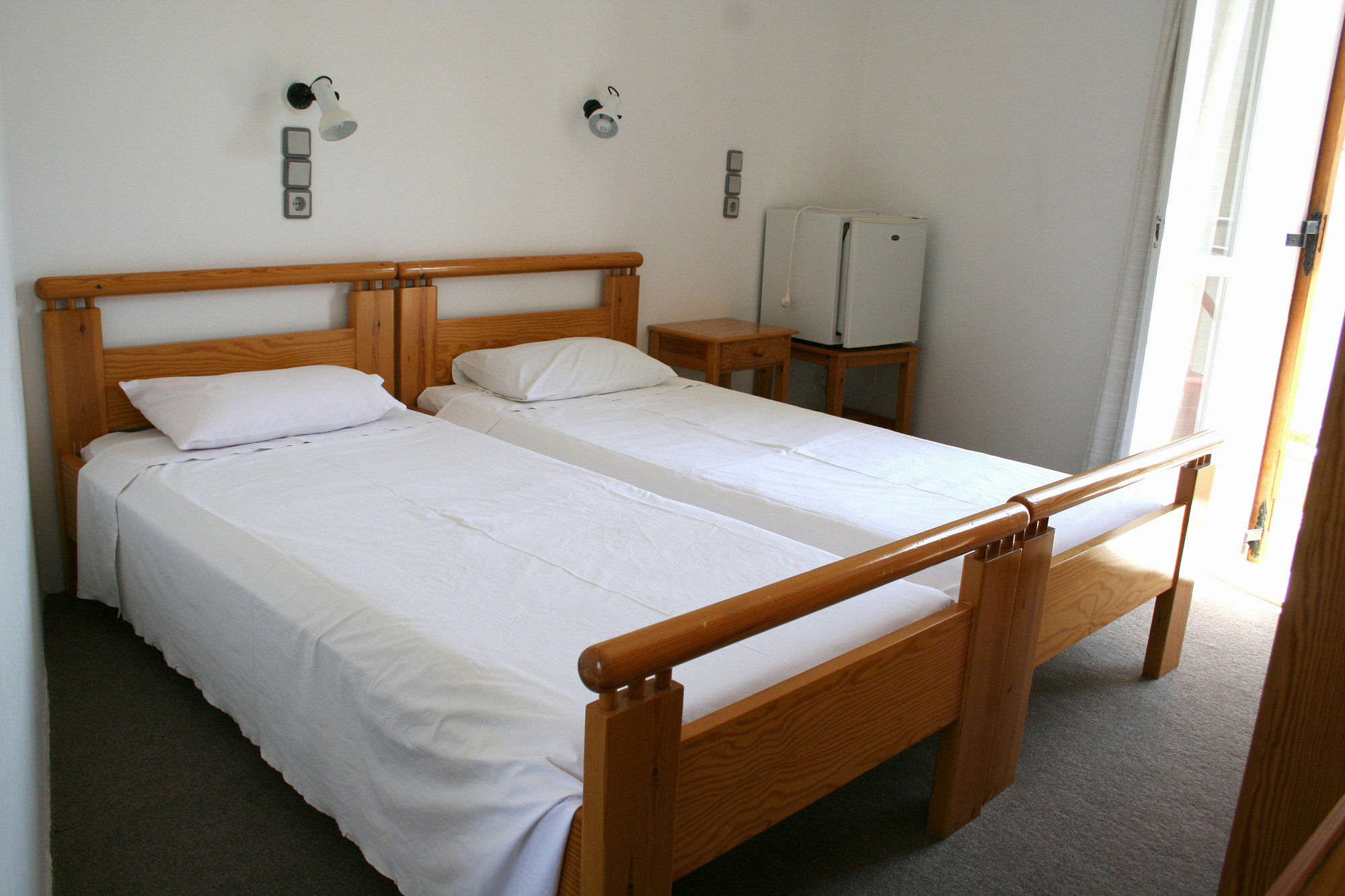Lovely Holidays Hotel Херсониссос Экстерьер фото